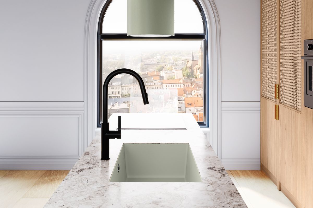 czarna_bateria_kuchenna