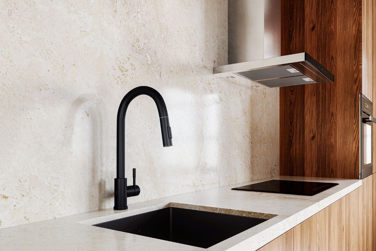 czarna_bateria_kuchenna_Loretio