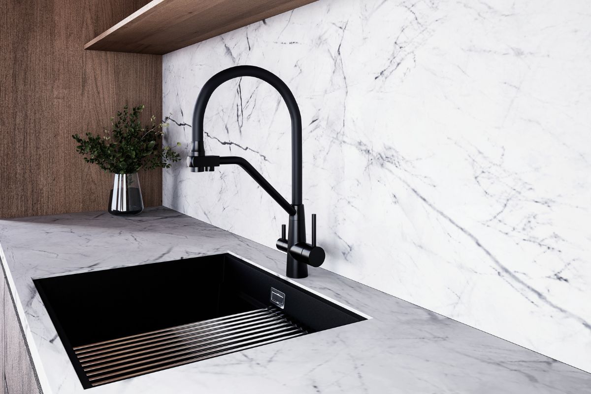 czarna_bateria_kuchenna_Olintio