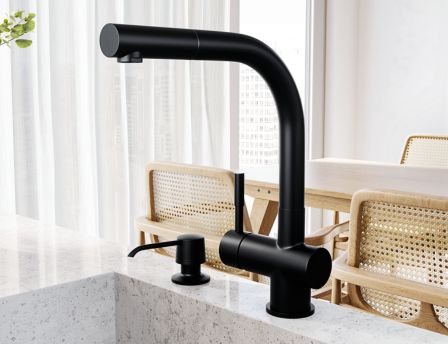 Czarna bateria kuchenna: czy naprawdę jest trudna w utrzymaniu?